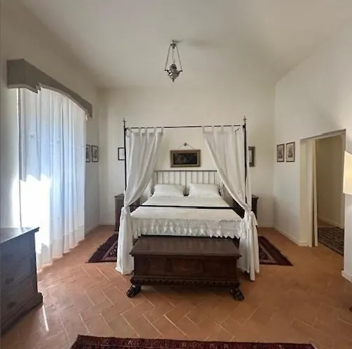 Fontenisio Villa *